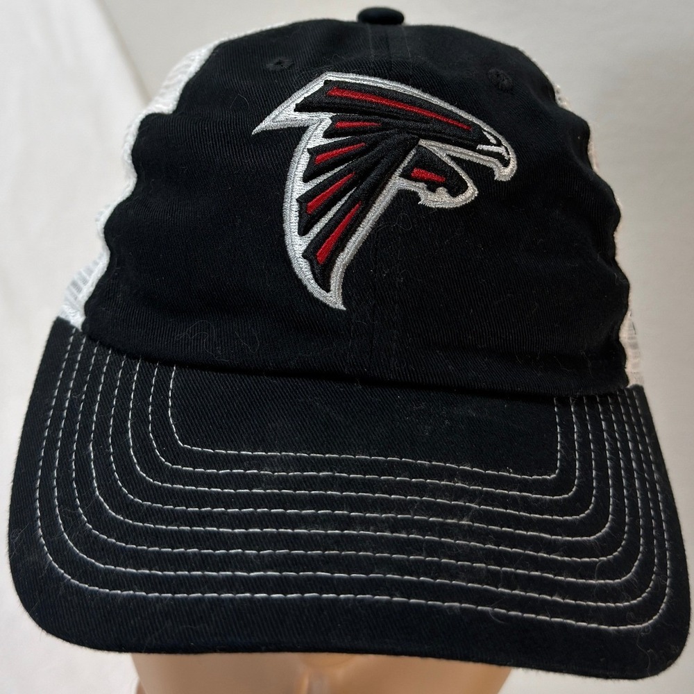 Atlanta Falcons Fanatics Hat Mens OSFM Black White NFL Trucker Snapback Cap